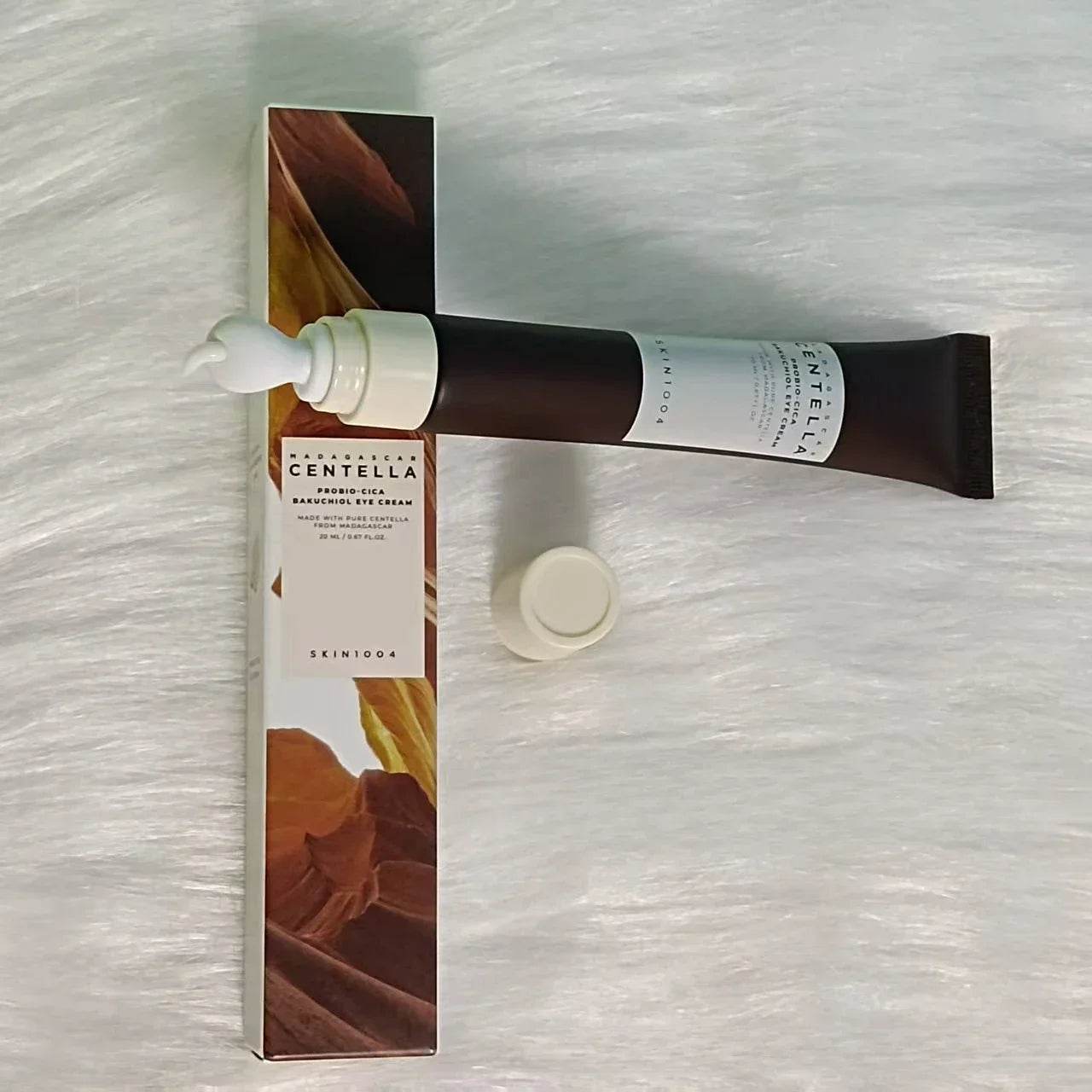 Madagascar Centella Probiotic -Cica Essence Tóner kit - Korean Glow