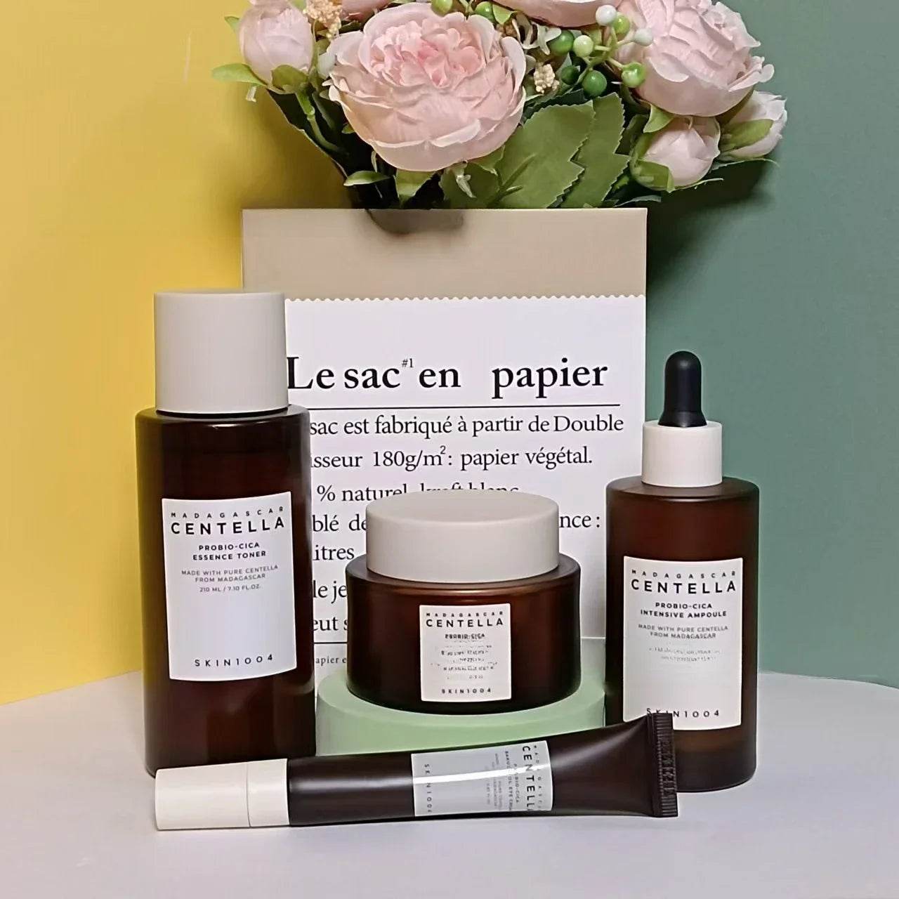 Madagascar Centella Probiotic -Cica Essence Tóner kit - Korean Glow